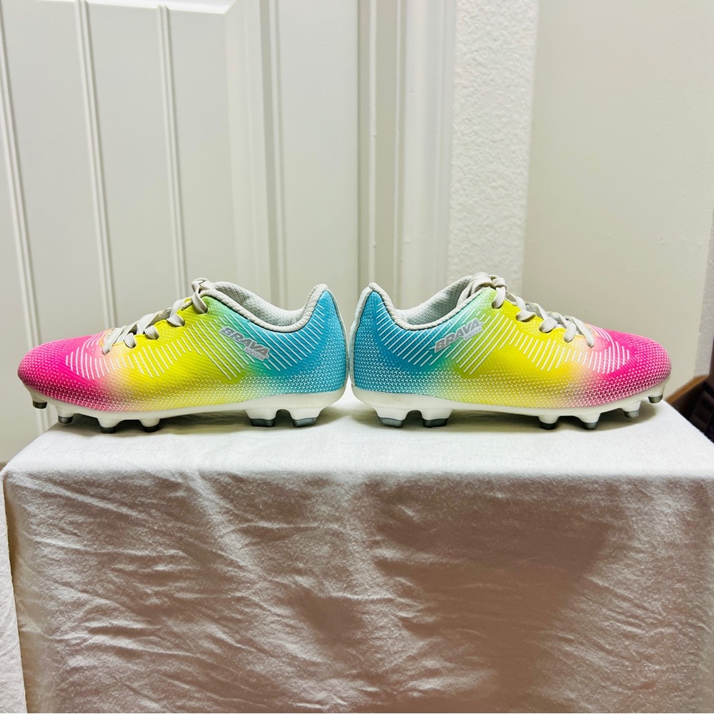 Brava Kids Rainbow‎ Soccer Cleats size 6.5/120 - Picture 6 of 11